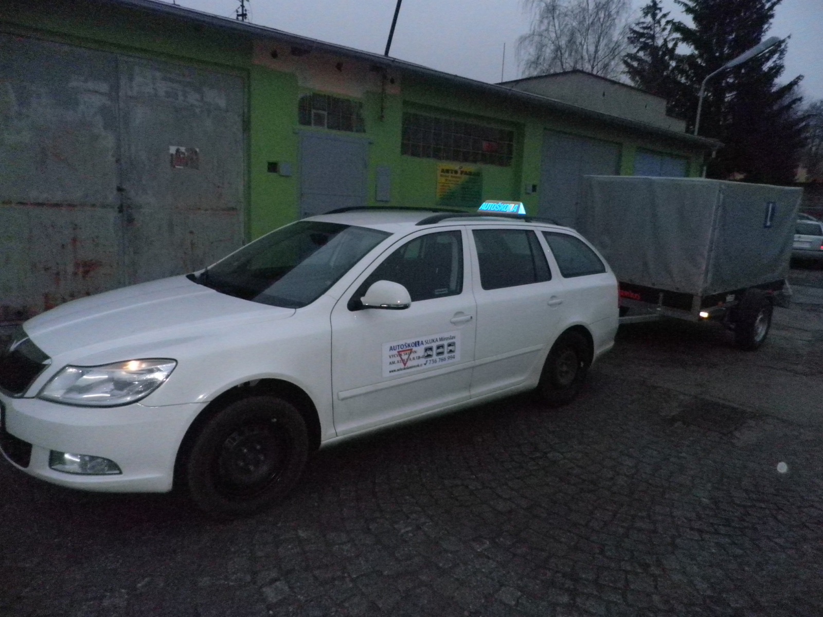 Galerie autoškoly Mireček 18